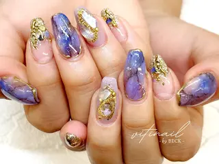 ネイル vitinail/ 𝘠𝘶𝘬𝘪.のネイルデザイン