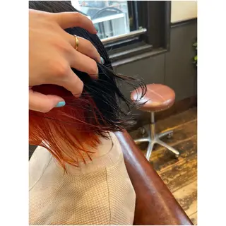 ショート カラー くるくるパーマ aikoのヘアスタイル