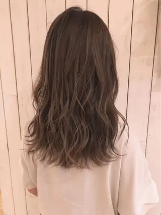 ミディアム Noe心斎橋 堀田 朋宏のヘアスタイル