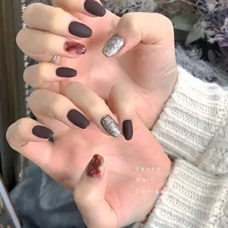 セミロング ネイル Blowe ニュアンスのネイルデザイン