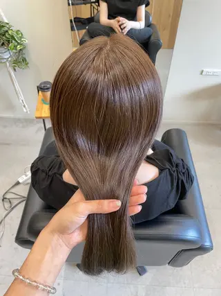 ロング カラー JURI /HUIのヘアスタイル