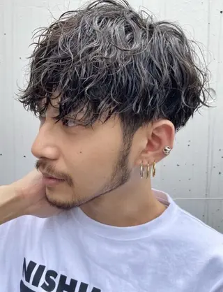 パーマ メンズ 中谷海里/フェザー パーマ/スパイキーのヘアスタイル
