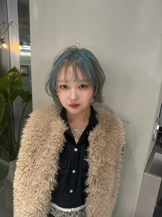 ショート カラー 一戸 拓斗のヘアスタイル