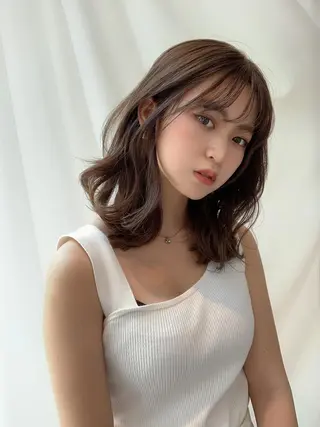 ミディアム カラー パーマ ヘアアレンジ レイヤー専門家 ダブルカラー修のヘアスタイル