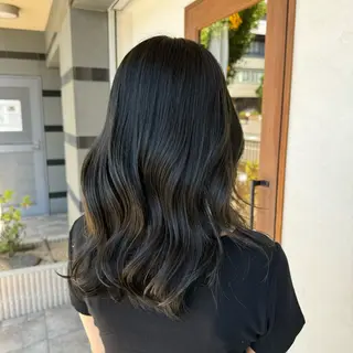 ミディアム カラー 田村 愛彩のヘアスタイル