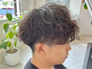 ショート センターパート 韓国ヘア・綾也のヘアスタイル