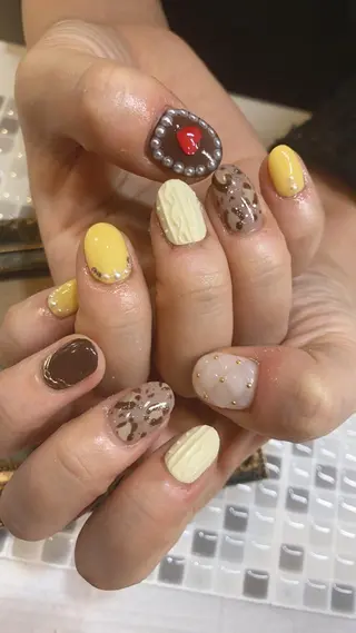 ネイル nailist yuiのネイルデザイン