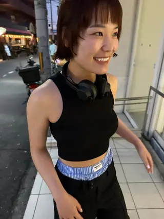 ミディアム ミワ ハナのヘアスタイル