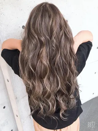 ロング カラー ヘアアレンジ MODE K’s川西 瀧尻光のヘアスタイル