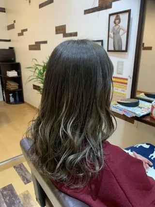 ロング カラー サトウ シューイチのヘアスタイル
