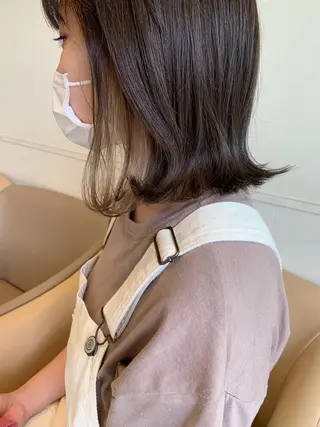 ミディアム e rikaのヘアスタイル