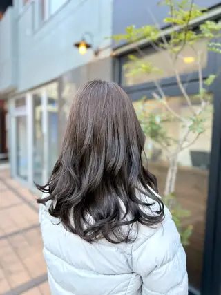 セミロング 根本 沙耶香のヘアスタイル
