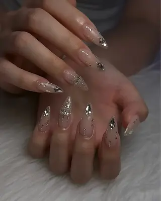 ネイル Lino+ ネイル&よもぎ蒸しのネイルデザイン