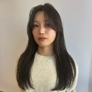 ロング カラー 透明感カラー/ レイヤー/ユウユのヘアスタイル