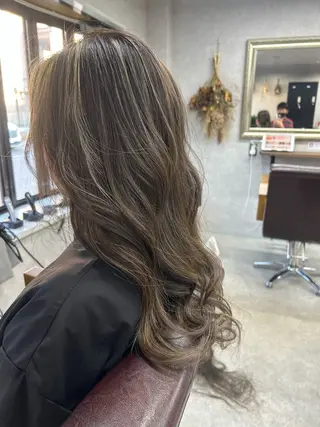 ロング カラー Lien 深井店のヘアスタイル