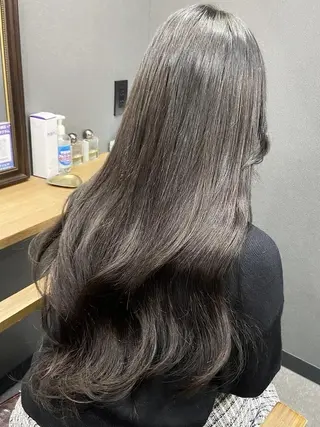 Mirashy 成田のヘアスタイル