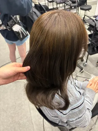 ロング カラー 野口 楓華のヘアスタイル