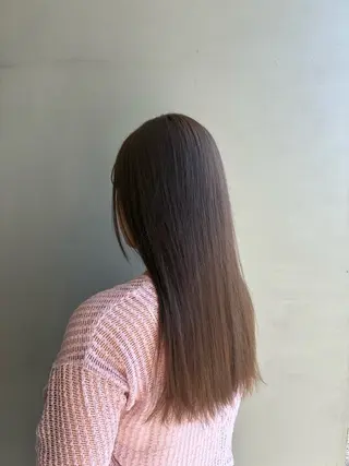 カラー カラーモデル Takahataのヘアスタイル