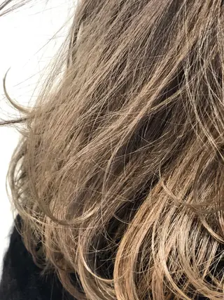 ミディアム カラー stylist 杉浦駿生のヘアスタイル