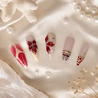 ネイル Genie Mika Nailsのネイルデザイン