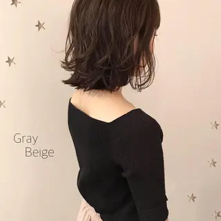 ミディアム カラー 市川 千夏のヘアスタイル