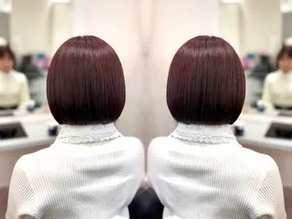 ショート 小顔レイヤー/韓国/ 美髪矯正/艶カラーのヘアスタイル