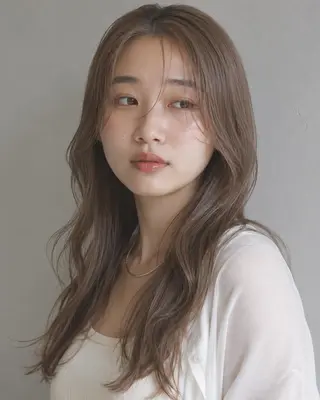 ロング カラーモデル募集☆ 小園彩夏のヘアスタイル