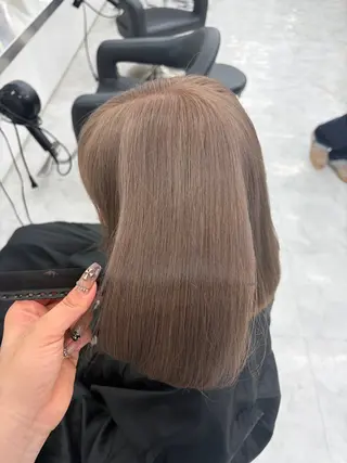 ロング 艶髪ハイトーンカラー 渋谷🎀ririkaのヘアスタイル