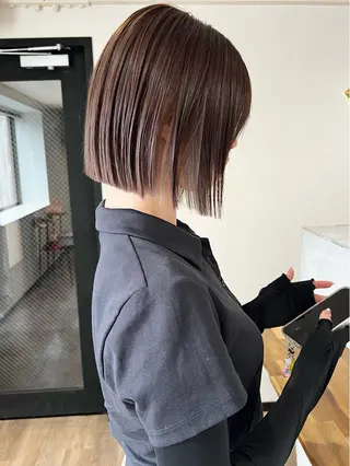 ショート カラー 🌱小顔魅せショート 髪質改善カラー/泉綺のヘアスタイル