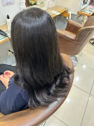 セミロング 韓国ヘアー🇰🇷 MIWAのヘアスタイル