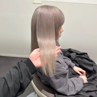 ロング カラー 💫艶ハイトーン×髪 質改善💫リュウトのヘアスタイル