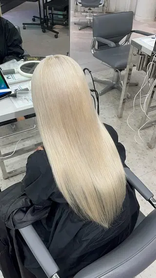 ロング カラー クルミ🤍推し活 🎀ピンクカラーのヘアスタイル
