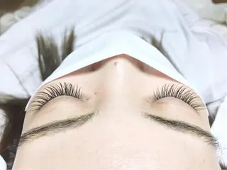 ミディアム カラー パーマ ヘアアレンジ メンズ キッズ ネイル マツエク・マツパ brille ~eyelash~のヘアスタイル