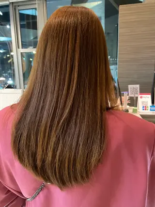 セミロング 透明感カラー& メンズアイブロウ専門のヘアスタイル