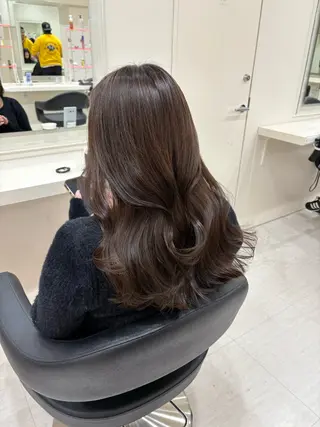 セミロング カラー ヘアアレンジ 💟RINNA 艶カラー💟のヘアスタイル