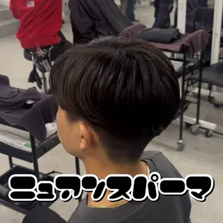 パーマ メンズ メンズ特化🥀 ハイトーン🥀韓国系のヘアスタイル