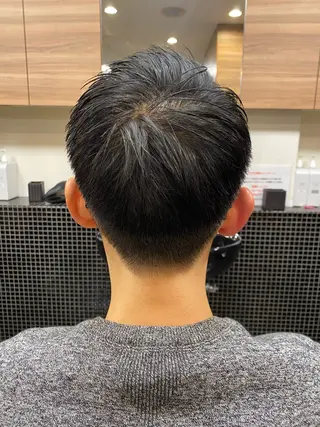 ショート メンズ メンズパーマモデル 大募集中のヘアスタイル