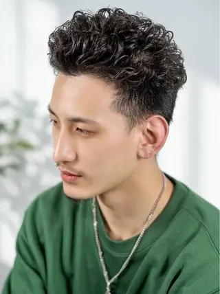 ショート 深井 龍生のヘアスタイル