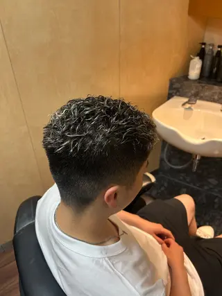 ショート パーマ メンズ 佐藤 賢楽のヘアスタイル
