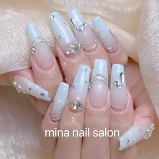ネイル 🎀まゆ 🪽🐾のネイルデザイン