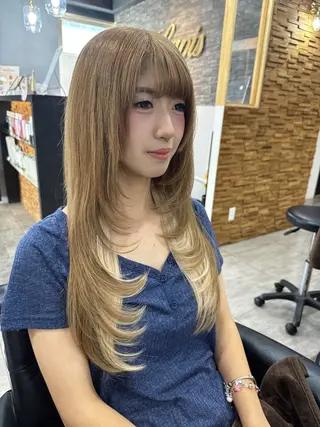 ロング カラー RIEブリーチ& エクステ特化型のヘアスタイル