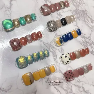ネイル 𝑝𝑒𝑡𝑖𝑡 𝐾𝑎𝑛𝑛𝑎のネイルデザイン