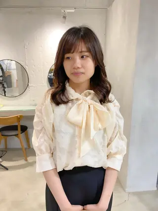 ミディアム パーマ レイヤーカットのプロ 大人ヘア宮森貴志のヘアスタイル