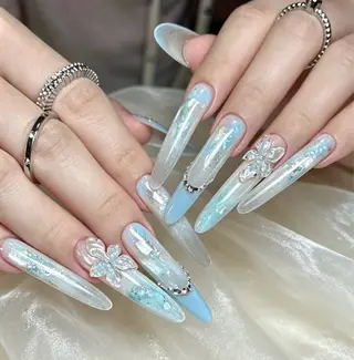 ネイル Luvia Ginzaのネイルデザイン