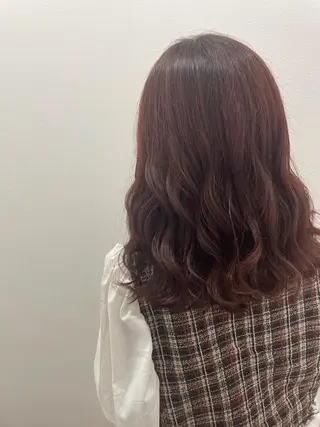 セミロング 山本 愛永のヘアスタイル