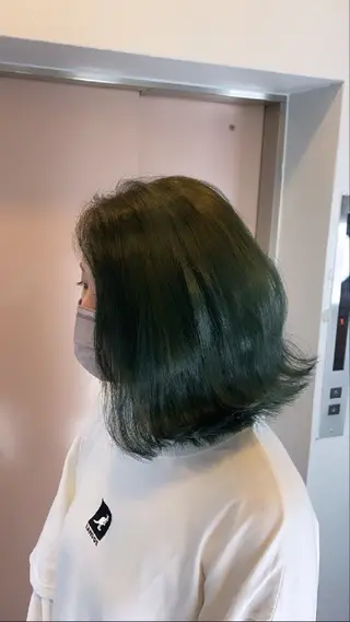 ミディアム 新村 泰幸のヘアスタイル