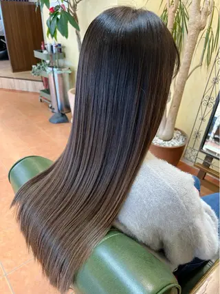 ロング カラー 石井 佑樹のヘアスタイル