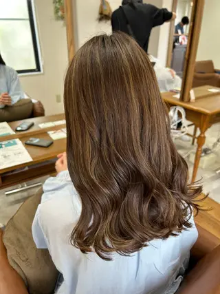 ロング 町田 未希のヘアスタイル