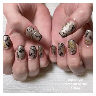 ミディアム ネイル 🐾enen style 🐾のネイルデザイン