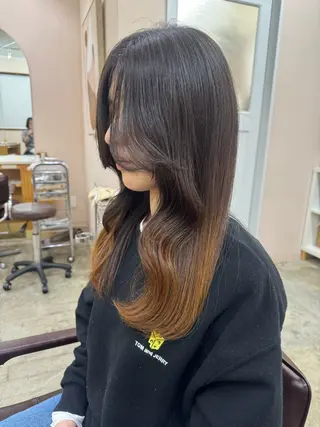 セミロング 樋口 愛のヘアスタイル